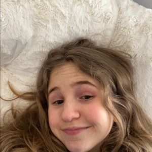 Meet your Posher, Bella